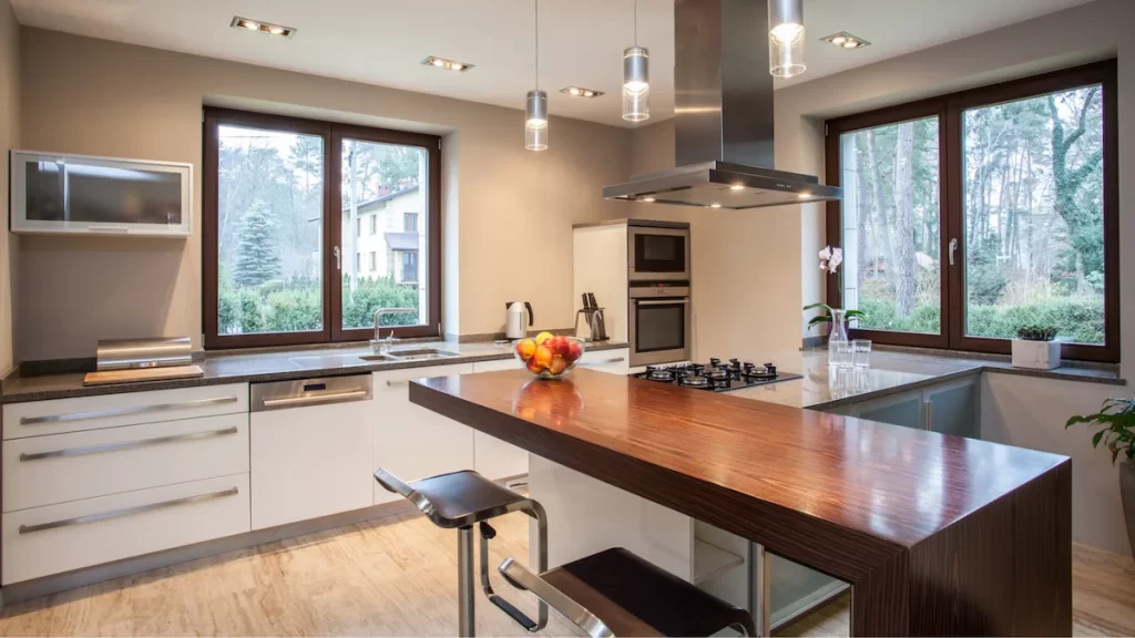 Optimizing Your Kitchen Island to Maximize Space